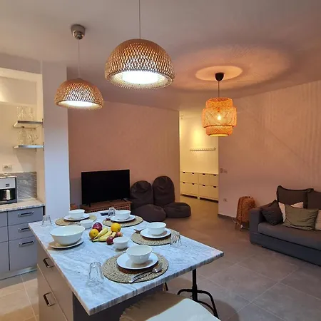 شقة Panorama Sea View Penthouse ساراندا